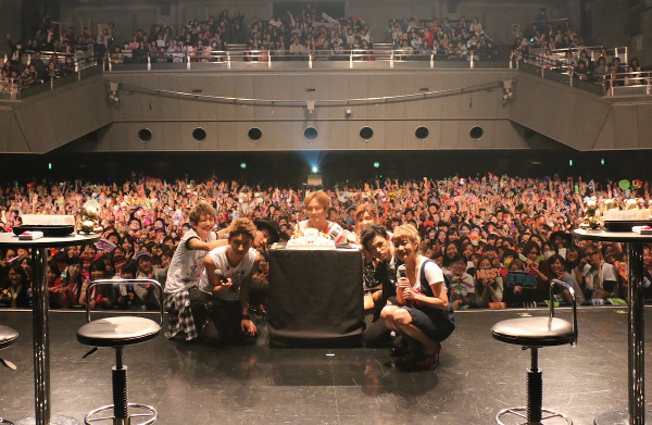 http://www.asian-hana.com/20141121AAA-2%E2%91%A1.jpg