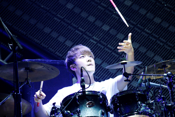 http://www.asian-hana.com/20150529FTISLANDs_82T5381%E2%91%A1.jpg