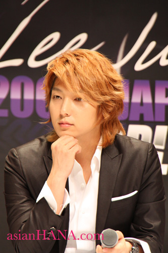 http://www.asian-hana.com/Leejunki8.jpg