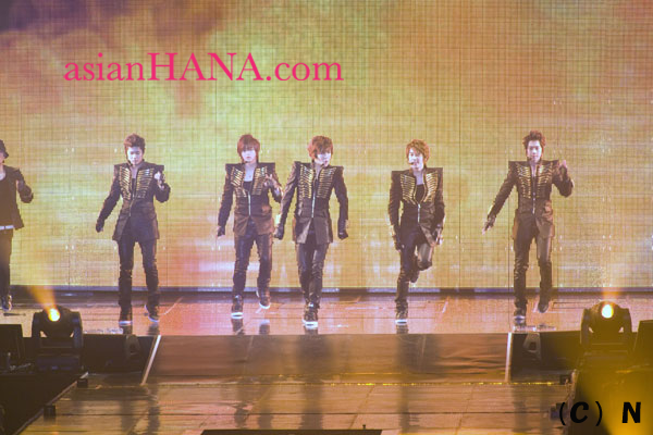 http://www.asian-hana.com/SS501_13-2.png