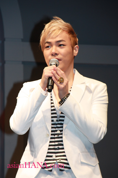 http://www.asian-hana.com/Wheesung5.jpg