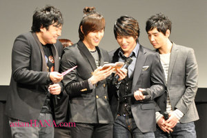 ukiss8.jpg