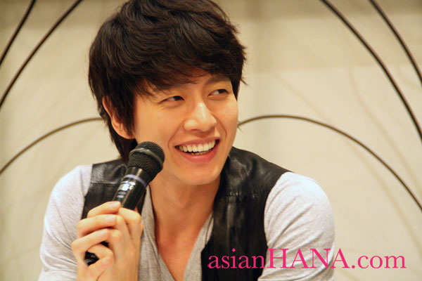 parkhaejin2.jpg