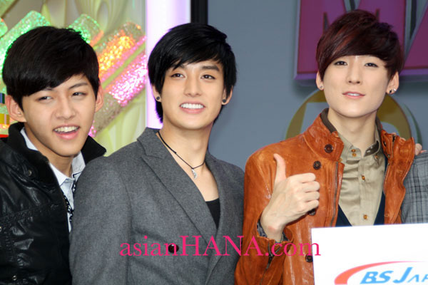 u-kiss-z3.jpg