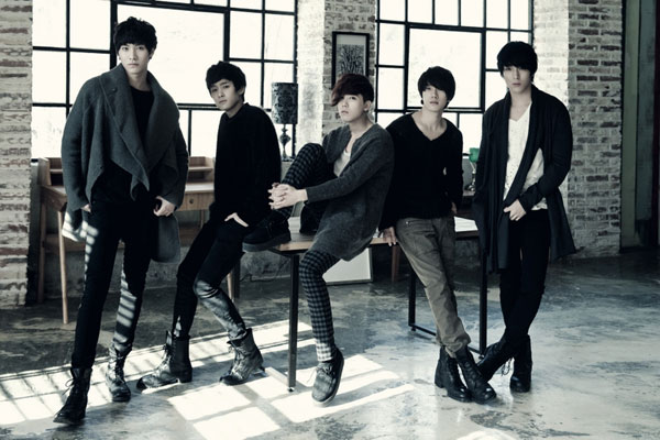 FTISLAND1.jpg