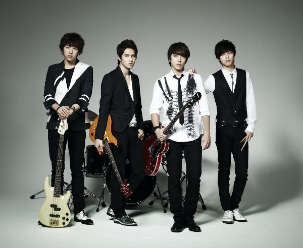 CNBLUE_Robot_MainAsha_ALL_s11.jpg