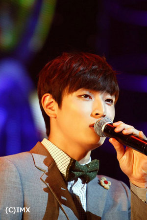 ２web-JINWOON.jpg