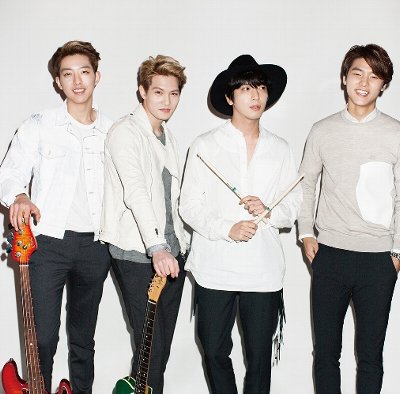 CJph_CNBLUE_WHITE_BOICEss.jpg