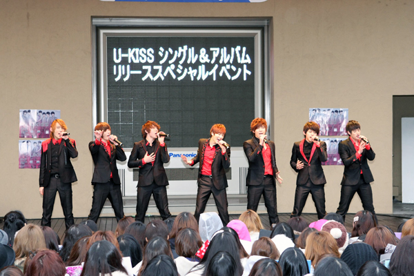 0229ukiss2.jpg