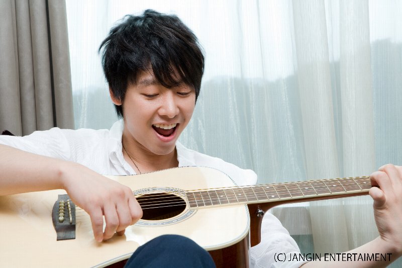 http://www.asian-hana.com/kimu-donuku1.jpg