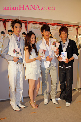 http://www.asian-hana.com/romance6-1.jpg