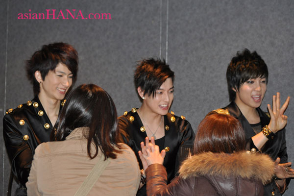 http://www.asian-hana.com/u-kiss7.jpg